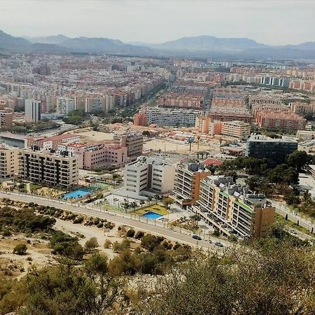 Apartamento Modern Flat At Garbinet With Wifi Alicante Exterior foto